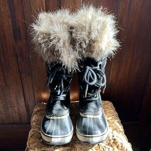 Sorrel waterproof boots